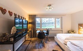 Central & Modern Apartments By Zermatt Rental